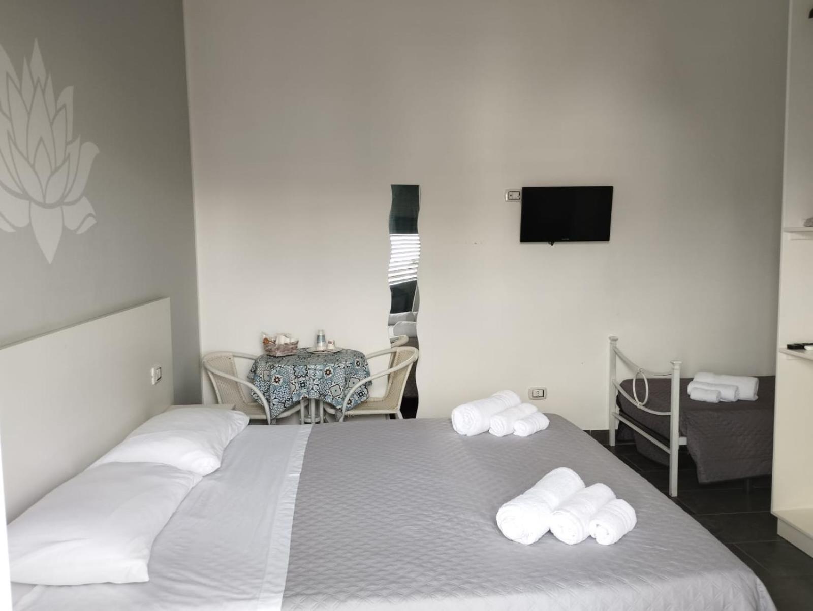 Fiore Di Loto Rooms Carini Exterior foto